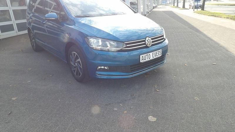 Gebraucht VW Touran Join 150 PS (110 kW) 2018 Blau Van / Kleinbus
