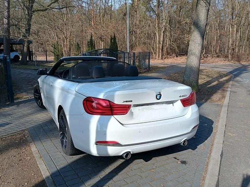 Gebraucht BMW 440 Luxury Line 326 PS (239 kW) 2018 Weiß Cabrio