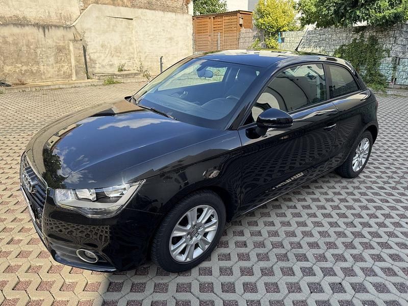 Schwarz Gebraucht 2011 Audi A1 Kleinwagen | 9.000 € (Fairer Preis) - Bild 1/4