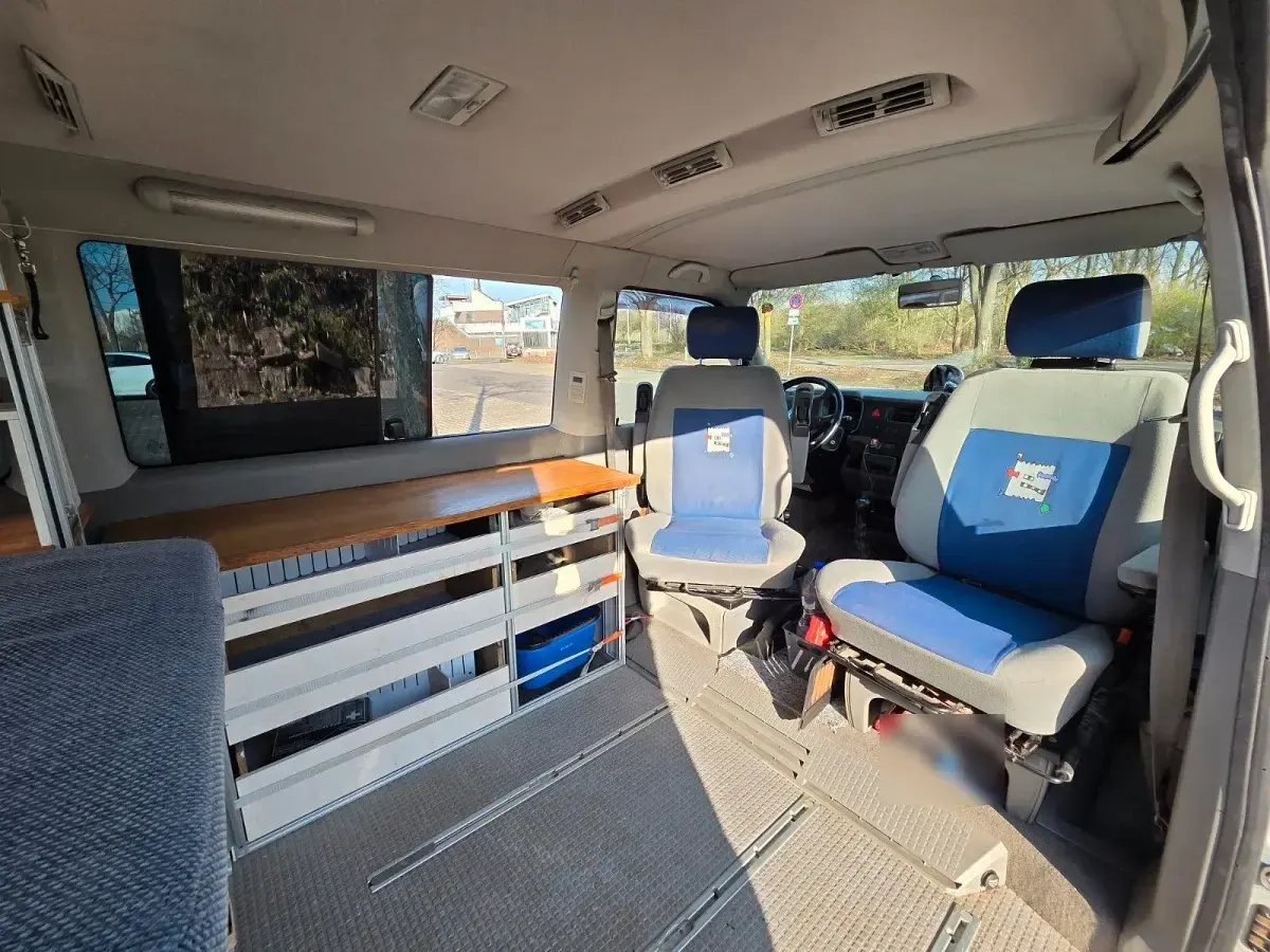 Gebraucht VW Multivan 151 PS (111 kW) 2000 Silber Van / Kleinbus