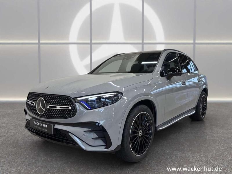 Grau Gebraucht 2025 Mercedes GLC300 Advanced Plus SUV | 71.900 € (Etwas zu teuer) - Bild 1/4