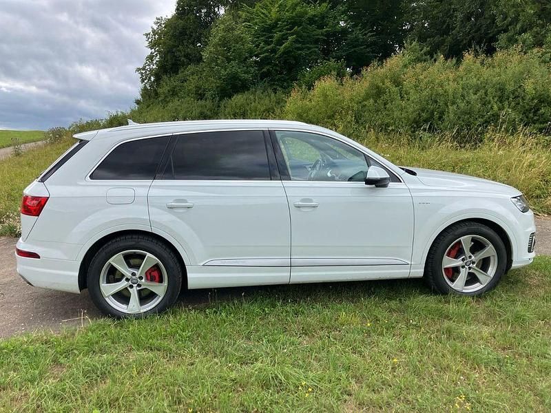 Gebraucht Audi Q7 Ambiente 374 PS (275 kW) 2016 Weiß SUV