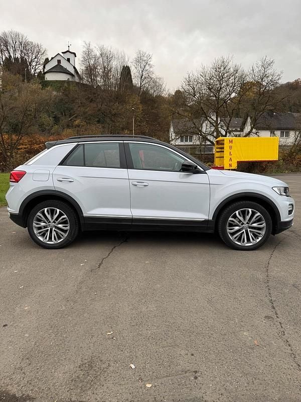 Weiß Gebraucht 2019 VW T-Roc Style SUV | 18.000 € (Superpreis) - Bild 1/4