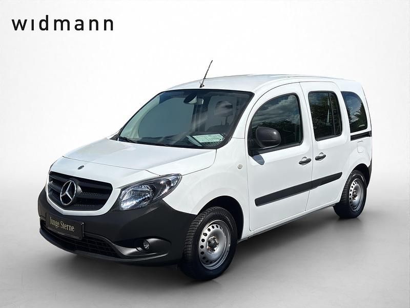 Arktikweiss Gebraucht 2020 Mercedes Citan 109 Kombi | 13.850 € (Etwas zu teuer) - Bild 1/4