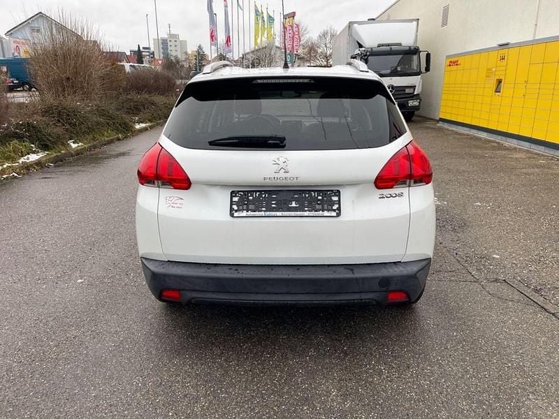 Gebraucht Peugeot 2008 Active 82 PS (60 kW) 2013 Weiß SUV
