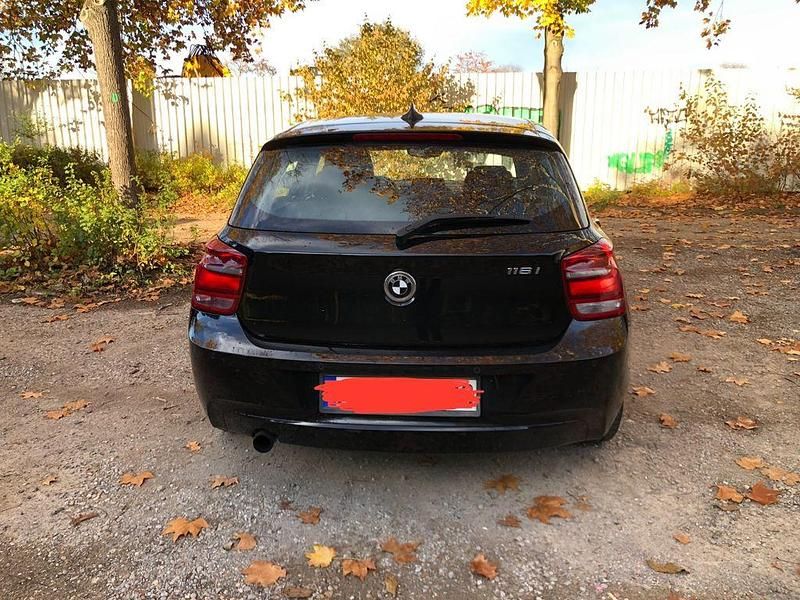 Gebraucht BMW 116 136 PS (100 kW) 2012 Schwarz Kleinwagen