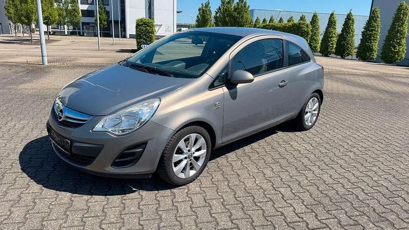 Gebraucht Opel Corsa 69 PS (50 kW) 2013 Gold Kleinwagen