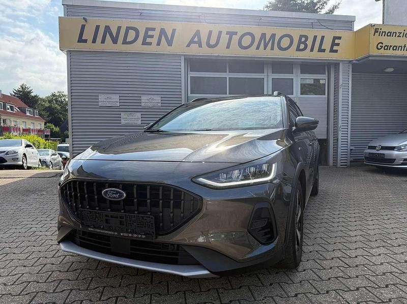 Gebraucht Ford Focus Active X 125 PS (91 kW) 2023 Grau Kleinwagen