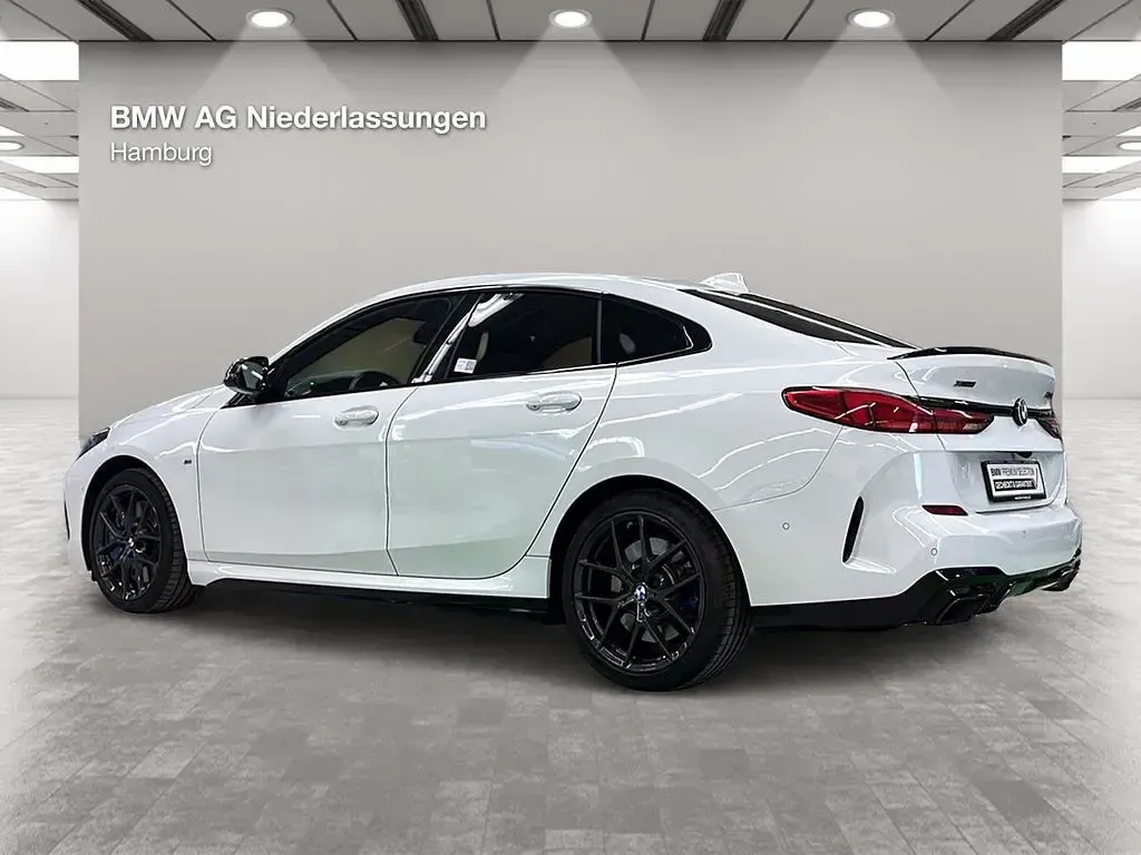 Gebraucht BMW M235 Sport Line 306 PS (225 kW) 2022 Weiß Coupé