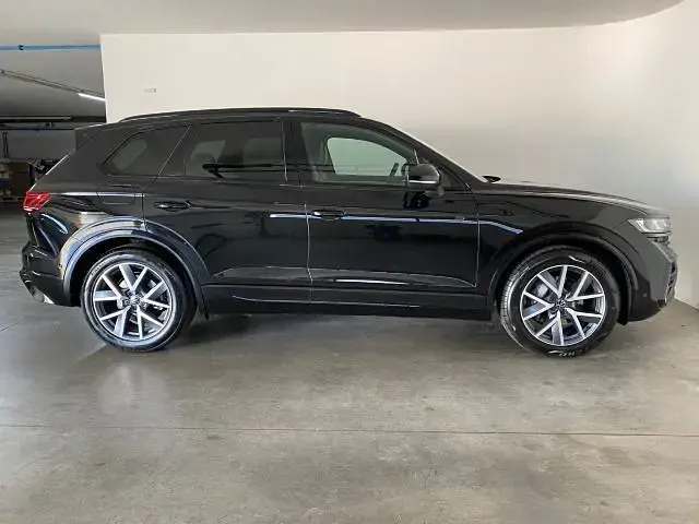 Neu VW Touareg Edition 286 PS (210 kW) 2026 Schwarz SUV