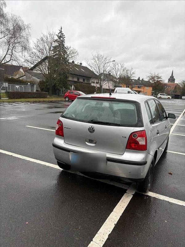 Gebraucht VW Polo 60 PS (44 kW) 2002 Silber Kleinwagen
