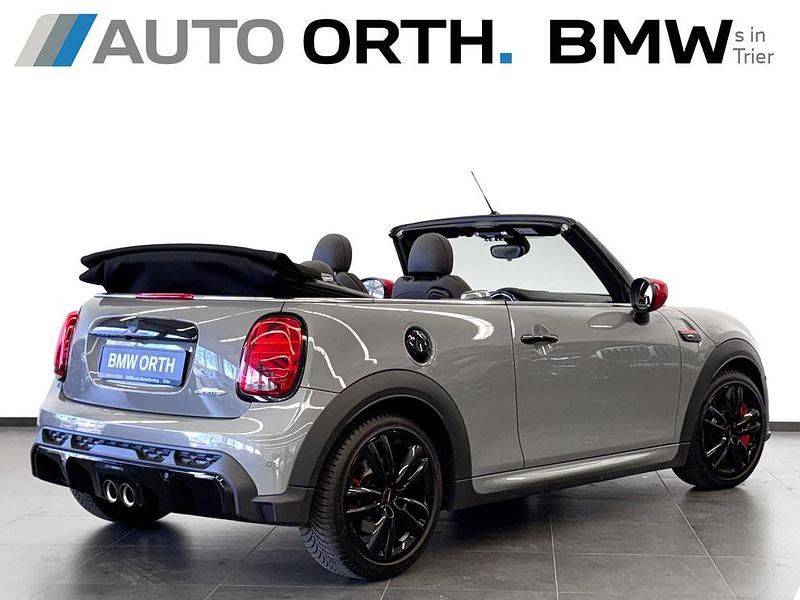 Gebraucht Mini John Cooper Works Cabriolet 231 PS (169 kW) 2022 Moonwalk grey Cabrio