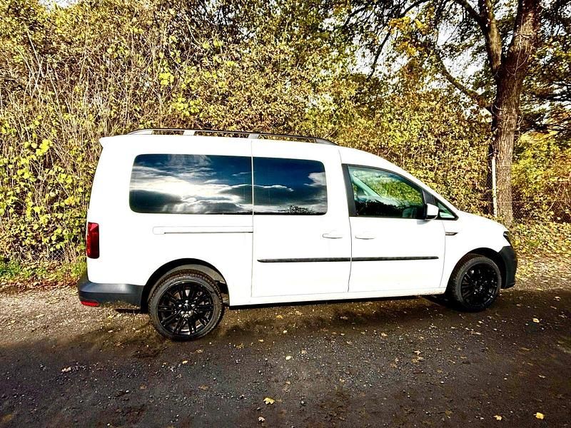 Weiß Gebraucht 2019 VW Caddy Maxi Van / Kleinbus | 18.300 € (Teuer) - Bild 1/4