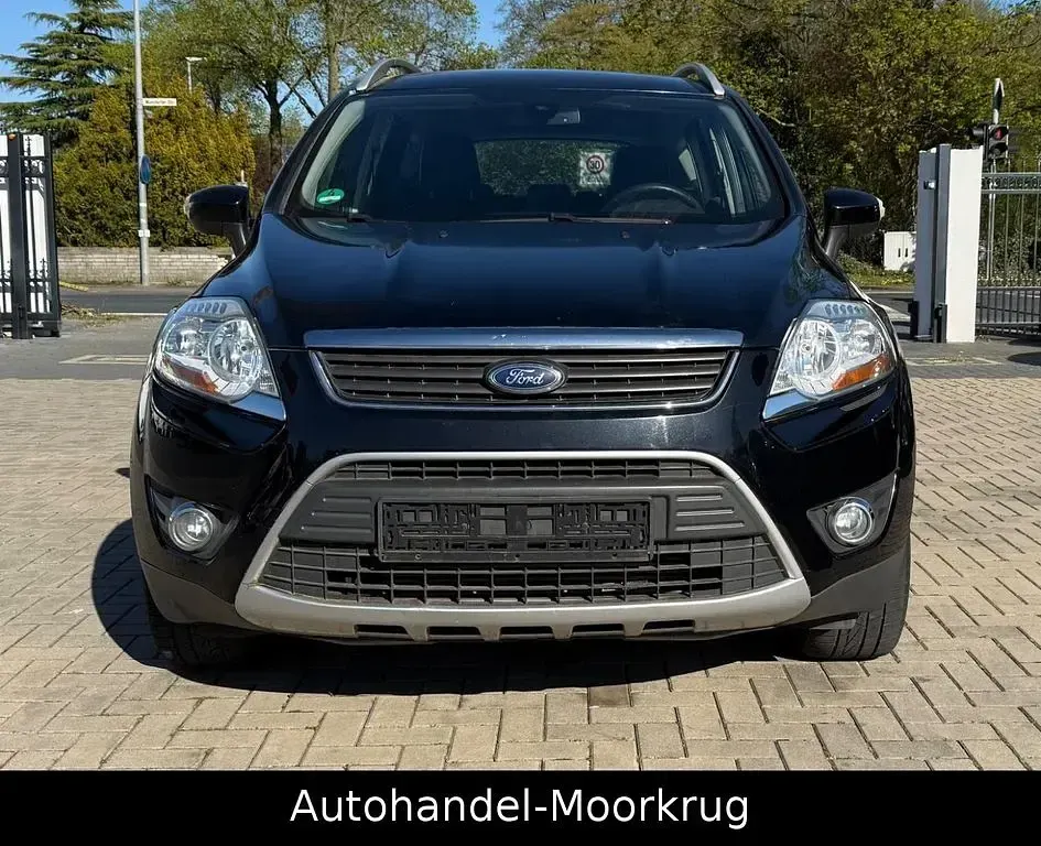 Gebraucht Ford Kuga Titanium 163 PS (119 kW) 2011 Schwarz SUV