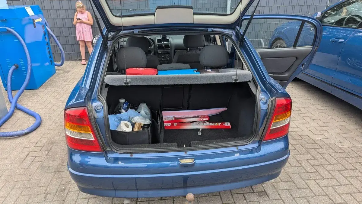 Gebraucht Opel Astra 84 PS (61 kW) 2002 Blau Limousine