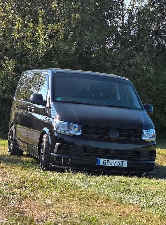 Schwarz Gebraucht 2017 VW T6 Van | 42.499 € (Etwas zu teuer) - Bild 1/4