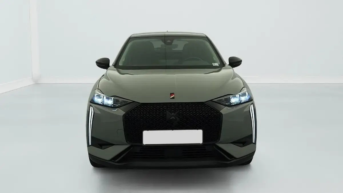 Gebraucht DS Automobiles DS3 Performance 101 PS (74 kW) 2024 Gris laque toit noir Limousine