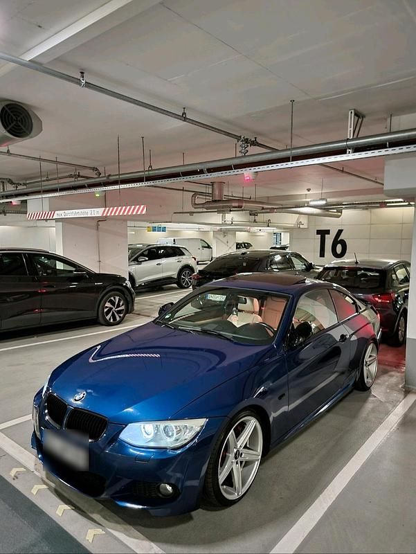 Blau Gebraucht 2011 BMW 335 M Sport Coupé | 14.500 € (Fairer Preis) - Bild 1/4