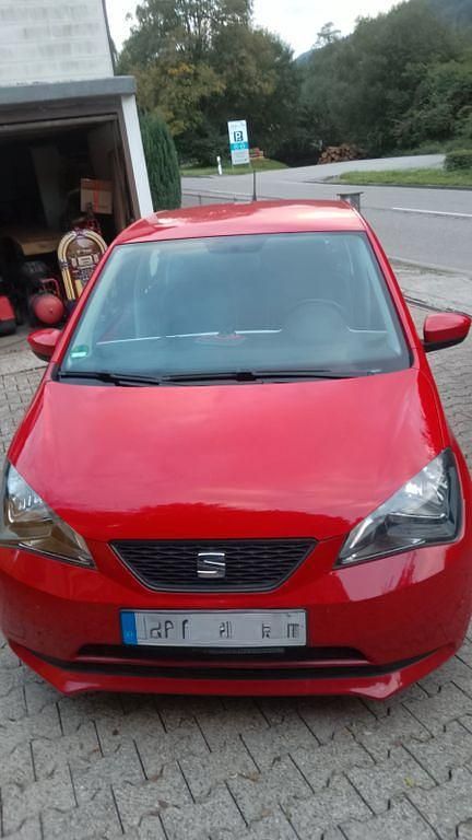 Usata Seat Mii Reference 75 CV (55 kW) 2015 Rosso Utilitaria
