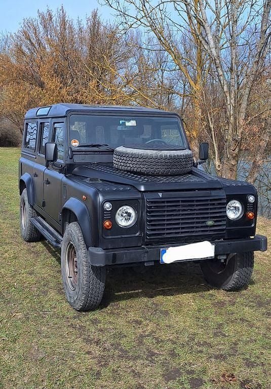 Schwarz Gebraucht 2001 Land Rover Defender SUV | 16.900 € - Bild 1/4