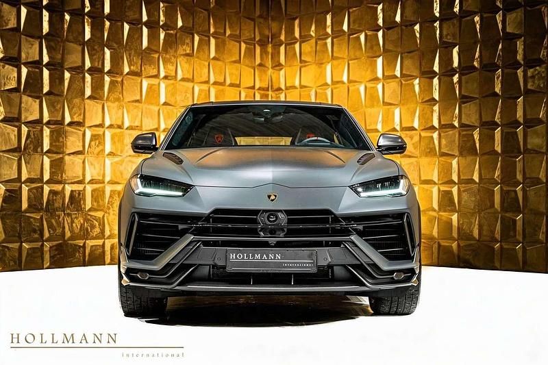 Neu Lamborghini Urus 666 PS (489 kW) 2026 Grigio keres matt SUV