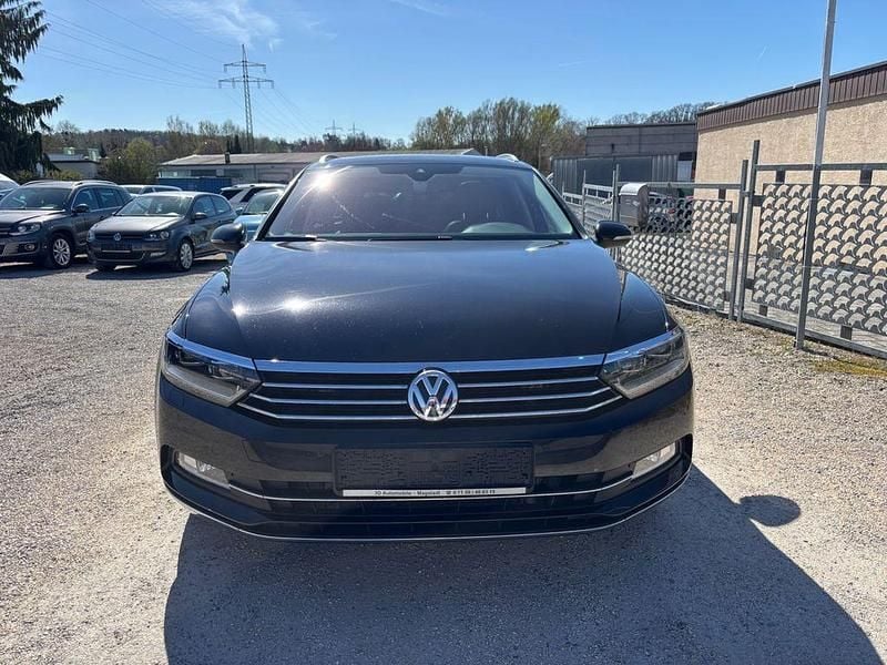 Gebraucht VW Passat Highline 190 PS (139 kW) 2015 Schwarz Kombi
