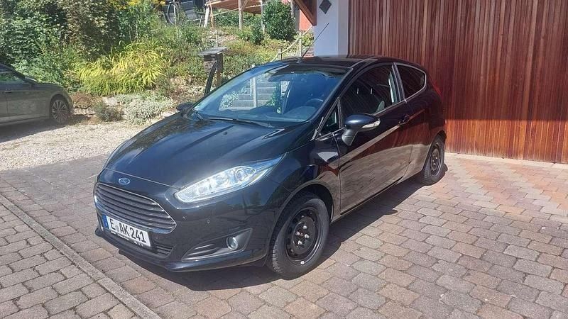 Gebraucht 2016 Ford Fiesta Titanium Kleinwagen | 5.000 € (Superpreis) - Bild 1/4