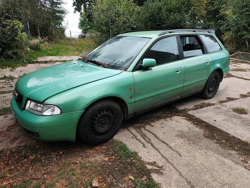 Gebraucht 1997 Audi A4 Kombi | 490 € (Fairer Preis) - Bild 1/4
