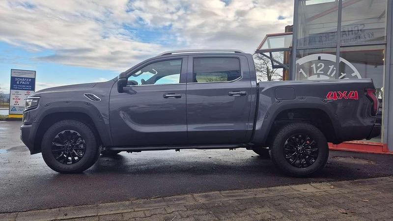 Neu Foton 4 159 PS (116 kW) 2025 Grau SUV