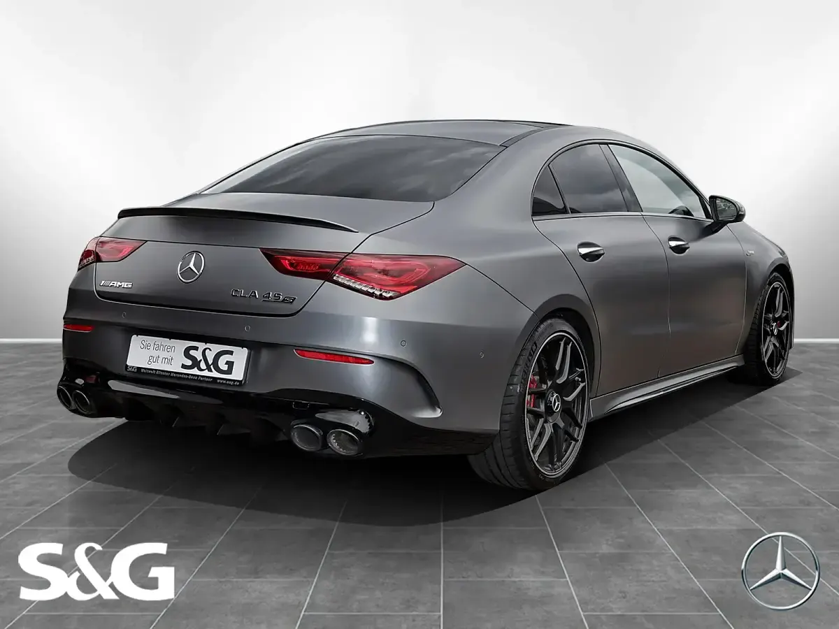 Gebraucht Mercedes CLA45 AMG AMG 421 PS (309 kW) 2020 Manufaktur magno lack manufaktur mountaingrau magn Coupé