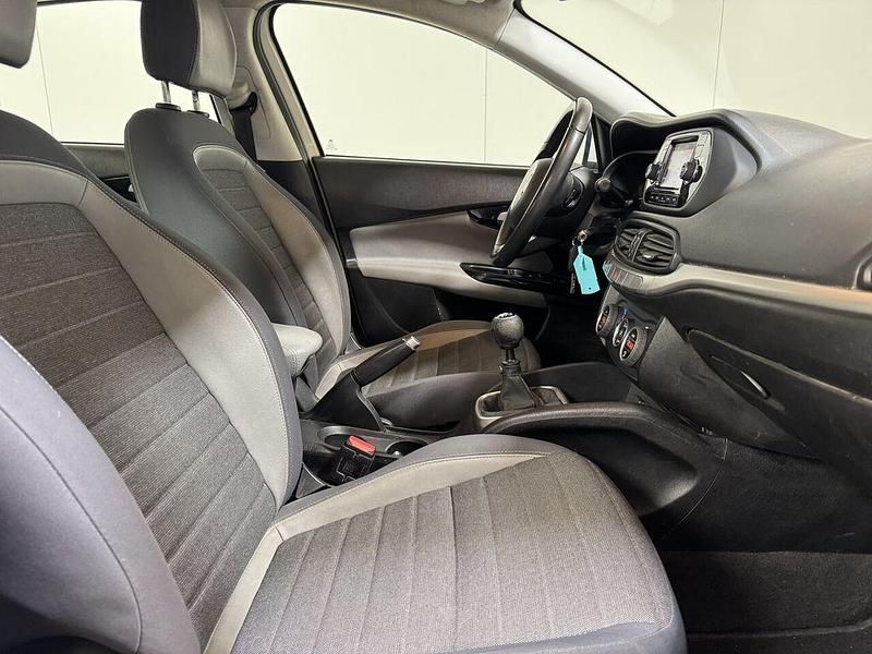 Second-hand Fiat Tipo 95 CP (69 kW) 2017 Alb Berlinǎ