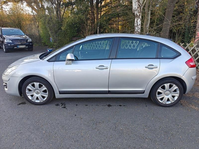 Gebraucht Citroën C4 120 PS (88 kW) 2008 Silber Limousine