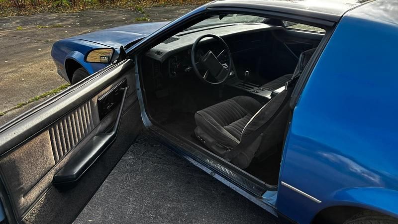 Gebraucht Chevrolet Camaro 120 PS (88 kW) 1983 Blau Coupé