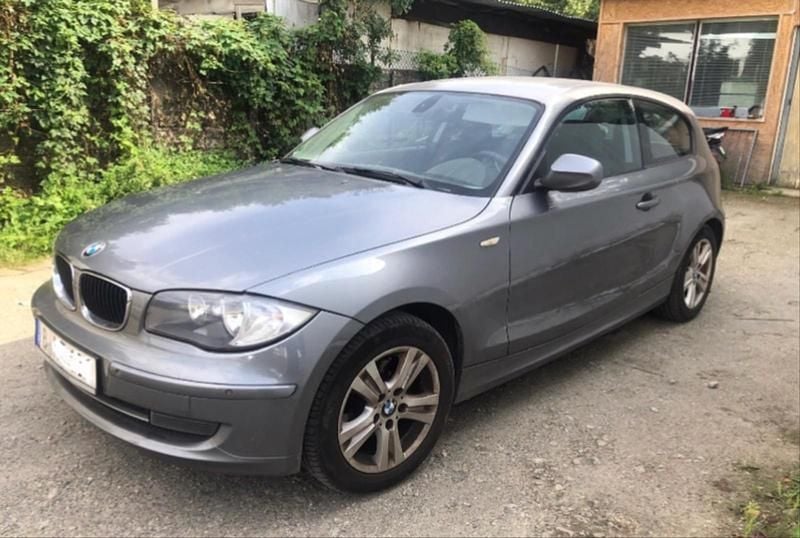 Grau Gebraucht 2012 BMW 116 Kleinwagen | 3.200 € (Fairer Preis) - Bild 1/4
