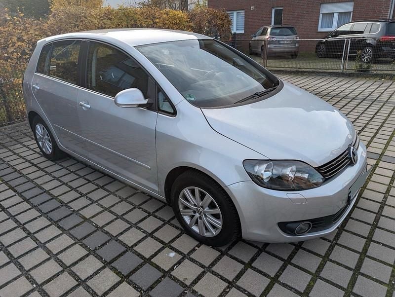 Grau Gebraucht 2012 VW Golf Plus Cross Van / Kleinbus | 4.750 € (Guter Preis) - Bild 1/4