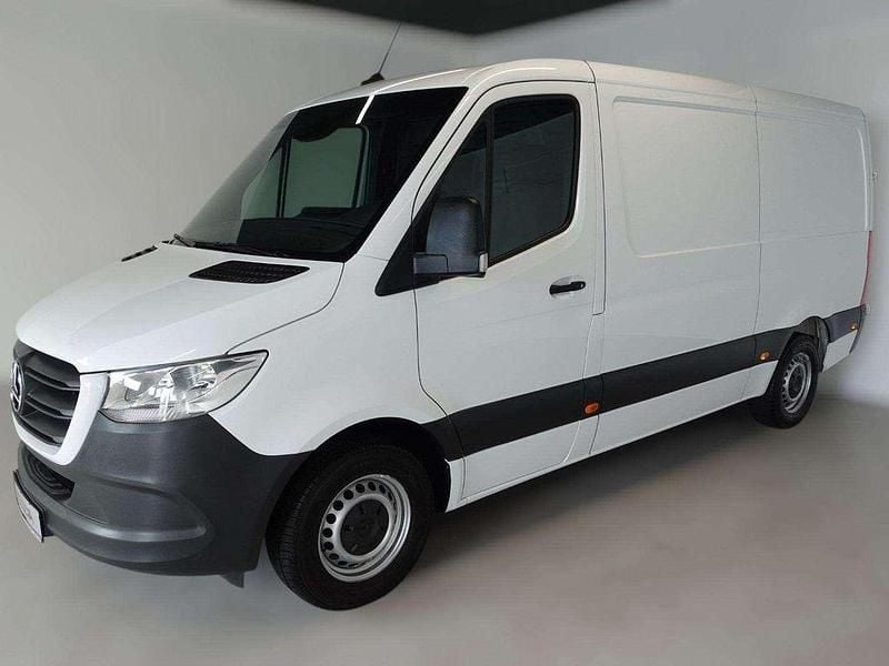 Weiß Gebraucht 2019 Mercedes Sprinter Van | 27.990 € (Guter Preis) - Bild 1/4