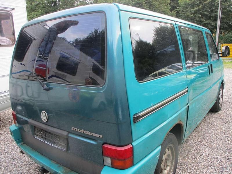Używany VW T4 Classicline 77 KM (56 kW) 1994 Zielony Van
