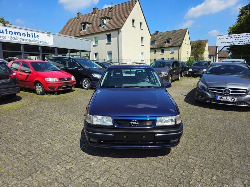 Gebraucht Opel Vectra 90 PS (66 kW) 1995 Blau Limousine