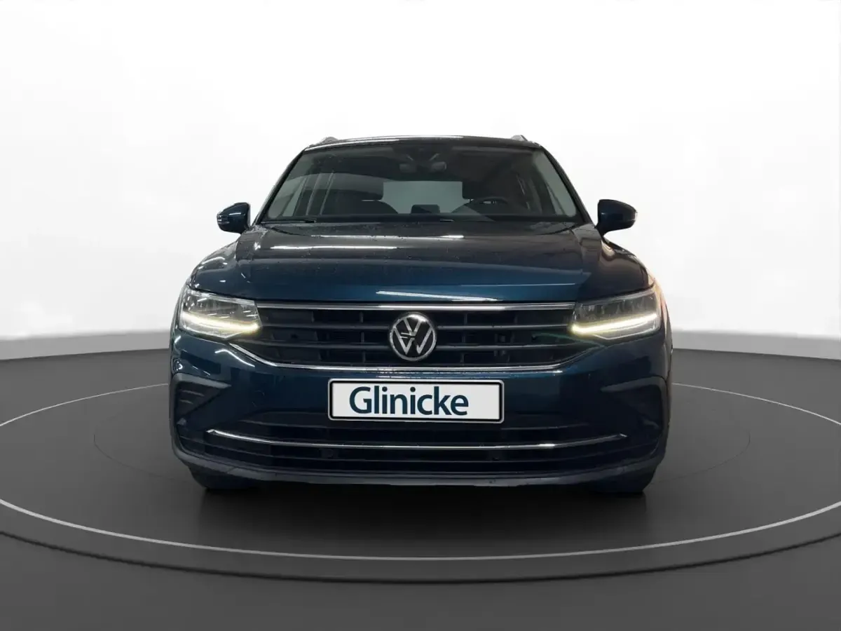 Gebraucht VW Tiguan United 131 PS (96 kW) 2020 Blau SUV