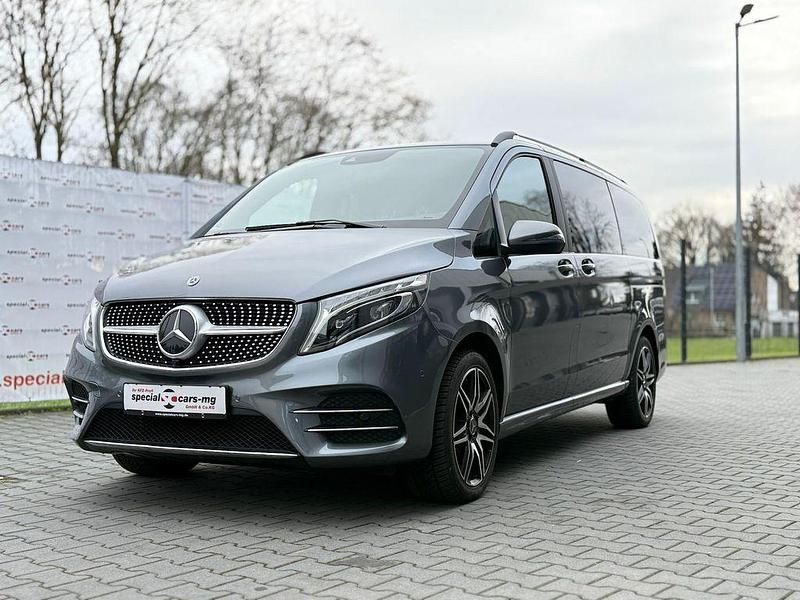 Gebraucht Mercedes V300 AMG 239 PS (175 kW) 2020 Grau metallic Van / Kleinbus