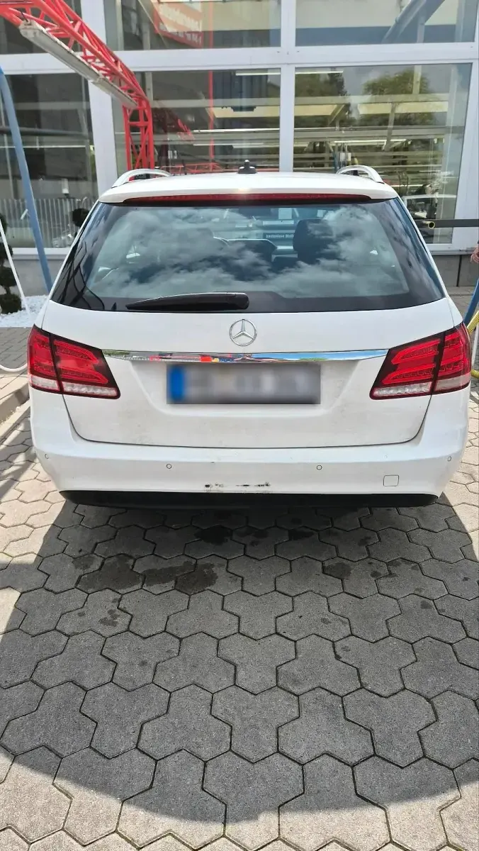Gebraucht Mercedes E200 136 PS (100 kW) 2016 Weiß Kombi