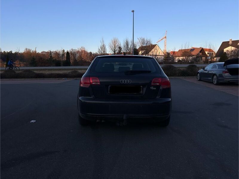 Gebraucht Audi A3 105 PS (77 kW) 2006 Schwarz Limousine