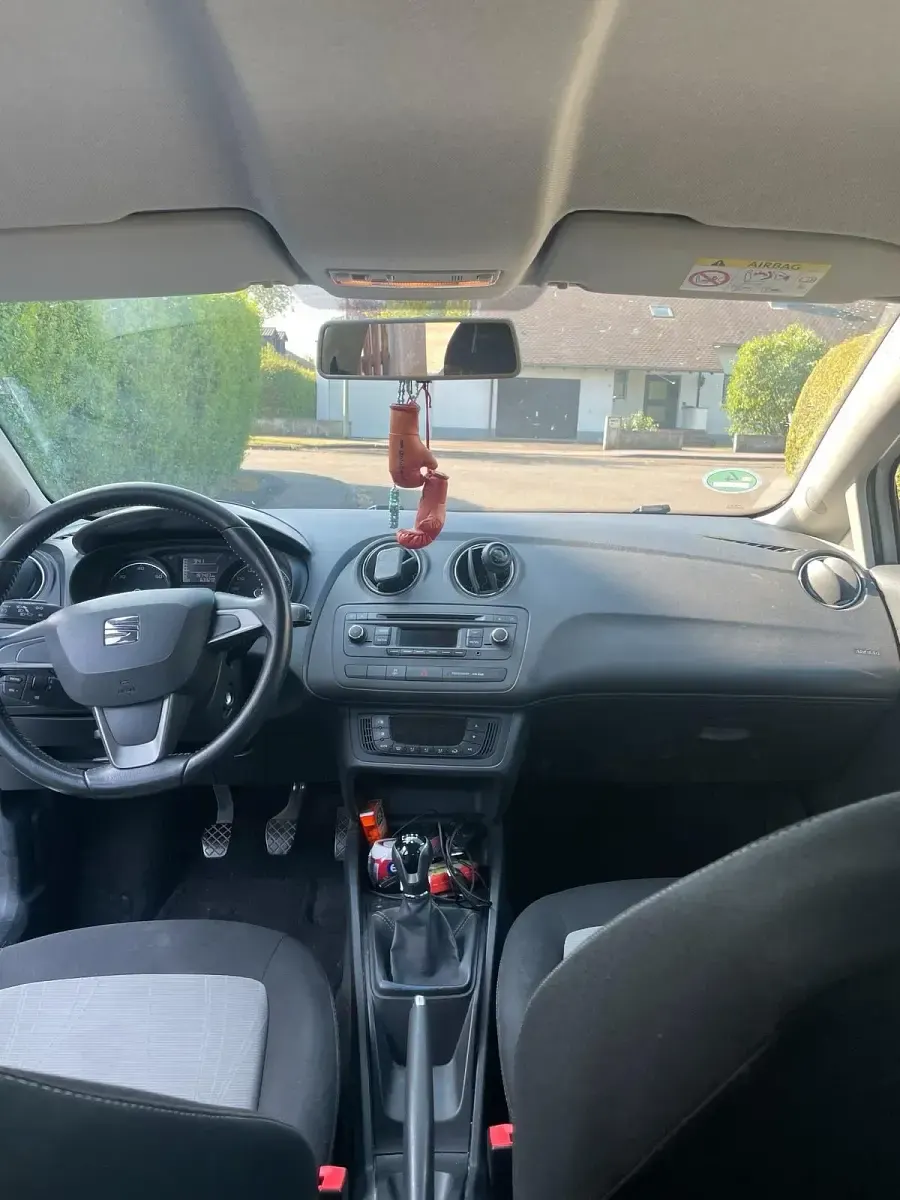 Gebraucht Seat Ibiza 105 PS (77 kW) 2015 Weiß Kleinwagen