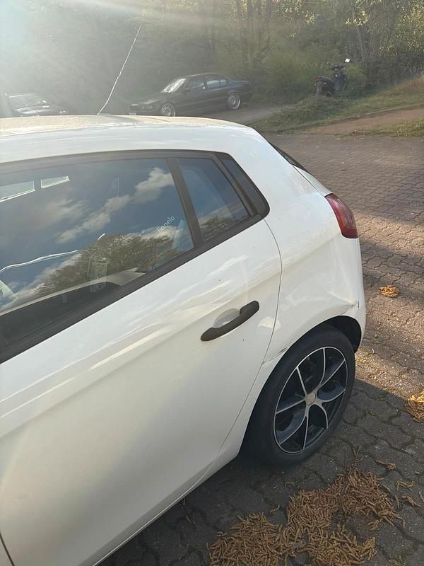 Gebraucht Fiat Bravo 2009 Weiß Kleinwagen