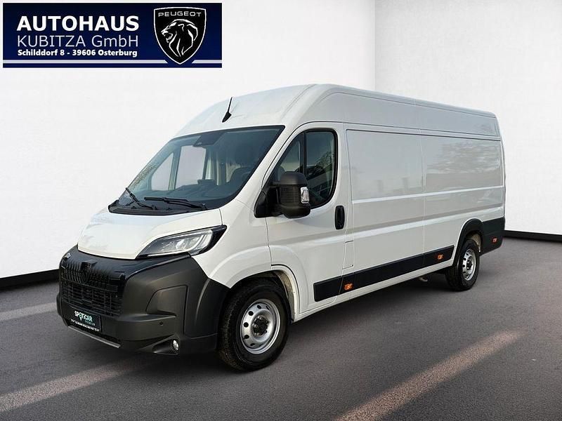 Weiß Gebraucht 2024 Peugeot Boxer Van | 25.650 € (Fairer Preis) - Bild 1/4