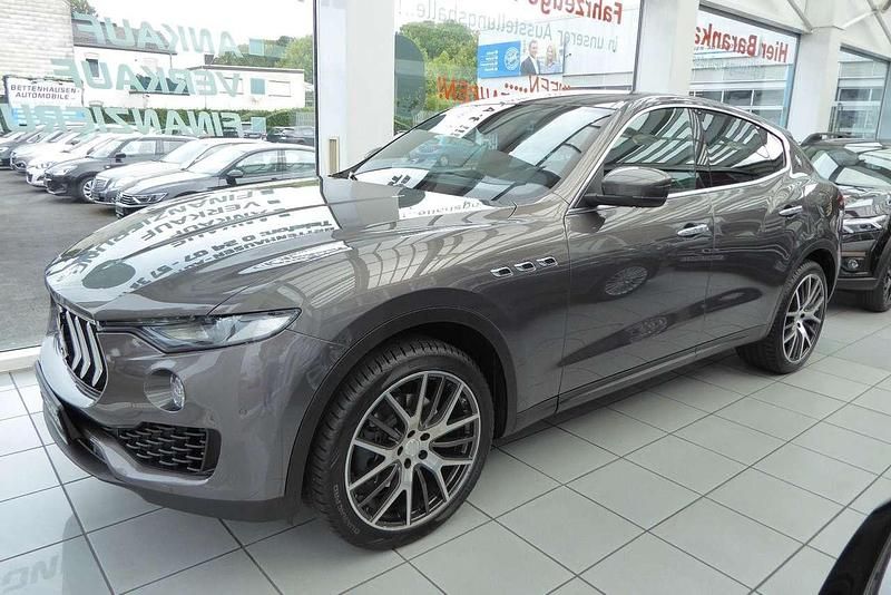 Gebraucht Maserati Levante 275 PS (202 kW) 2019 Grau SUV