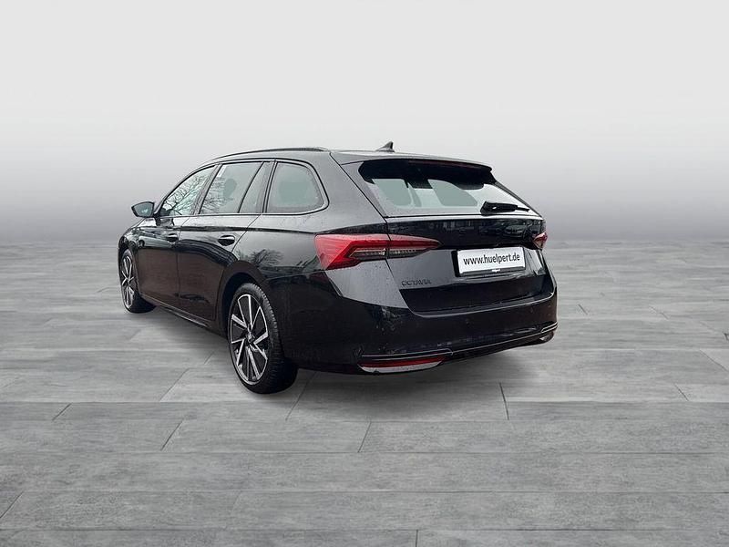 Neu Skoda Octavia SportLine 150 PS (110 kW) 2025 Grau Kombi