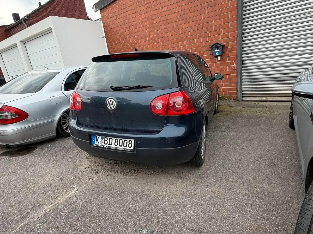 Gebraucht VW Golf 140 PS (102 kW) 2005 Blau Coupé