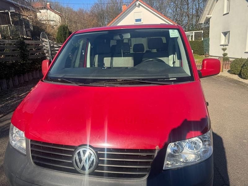 Gebraucht VW T5 131 PS (96 kW) 2007 Rot Van