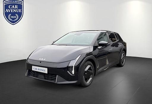 Neu Kia EV4 Earth 150 kW (204 PS) 2026 Hellgrau schwarz Limousine